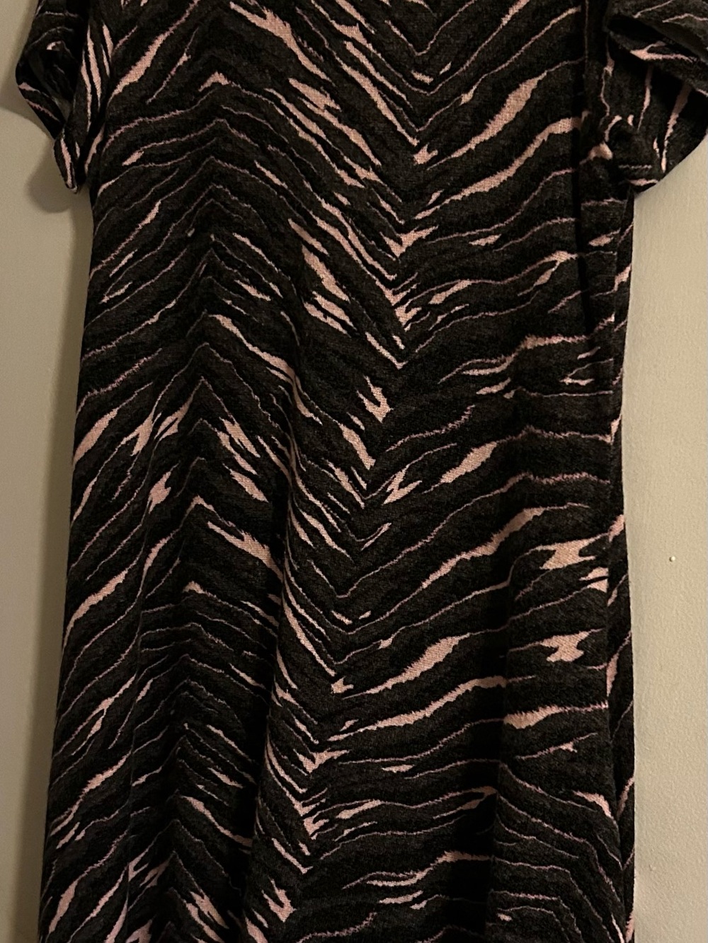 Torrid Black & Light Pink Zebra Print Short Sleeve Dress